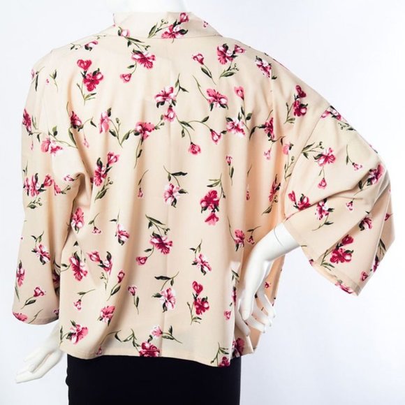LETO NWT Cardigan Carnation Floral Kimono Light Peach Fuchsia One Size 0-12 Boho - Picture 3 of 3